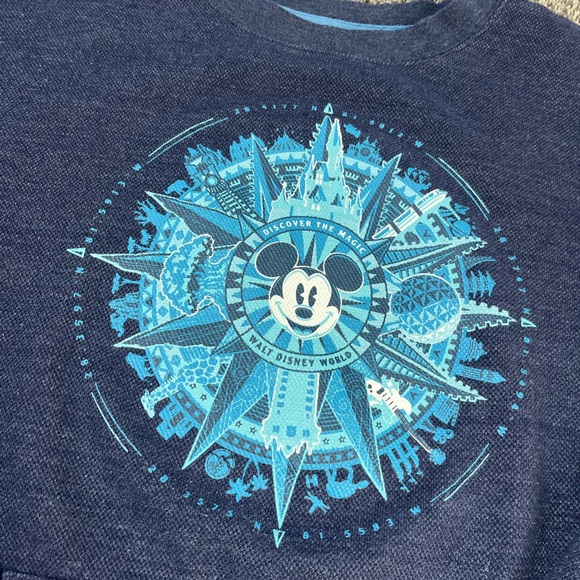 Disney Parks WDW Sweatshirt Sz M Compass Rose Discover The Magic Blue Mickey - Picture 2 of 4